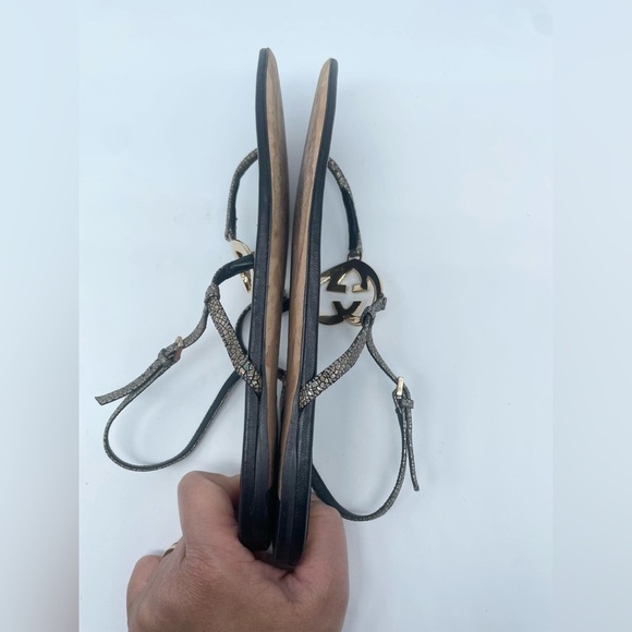 Gucci Black Metallic Leather Ellemere GG Interlocking HEART Thong Sandal EU 39 - Picture 6 of 11